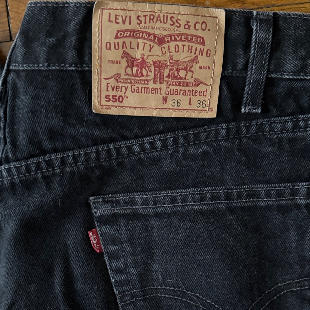 Vintage Levi's Men's 550 Relaxed Jeans - Picture 6 of 11